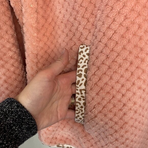 Simply Southern Sherpa Pullover | Medium | Cozy & Warm Cozycore Pastel - Picture 3 of 9